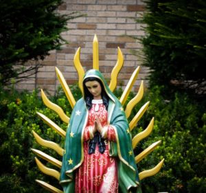 Picture of a statue of Mary