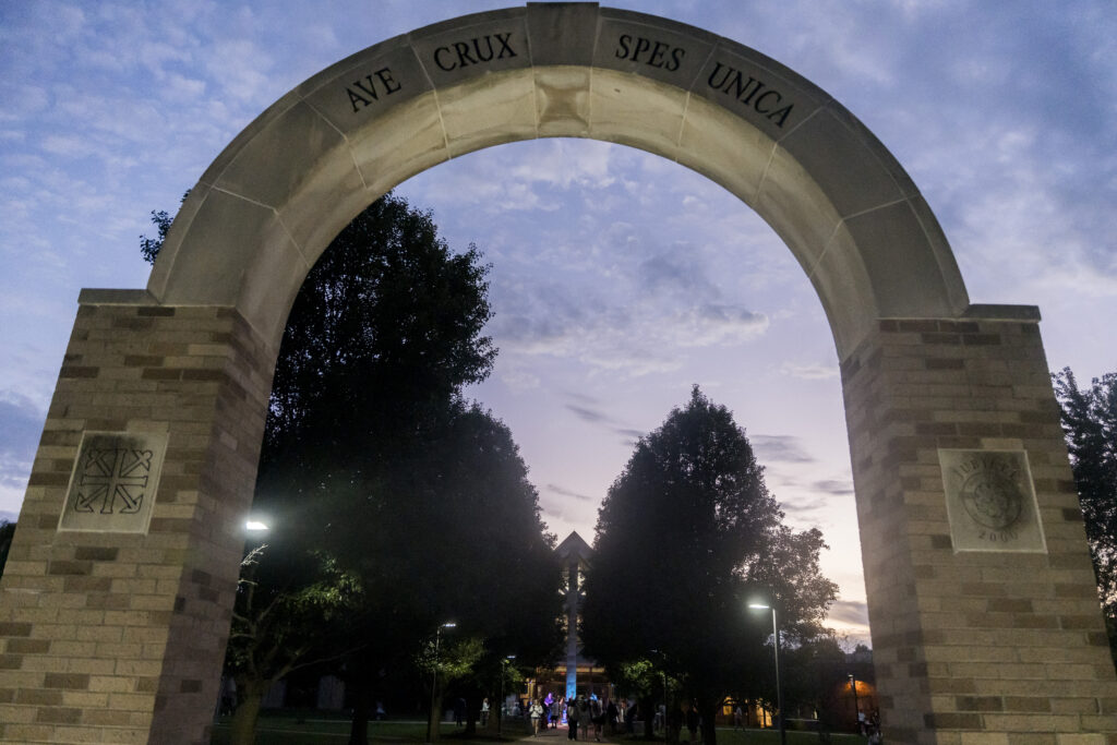 Holy Cross College
